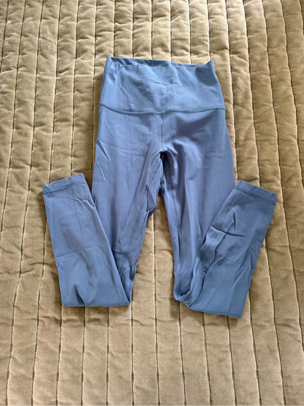 lululemon athletica High-Rise Leggings in Dusty Blue